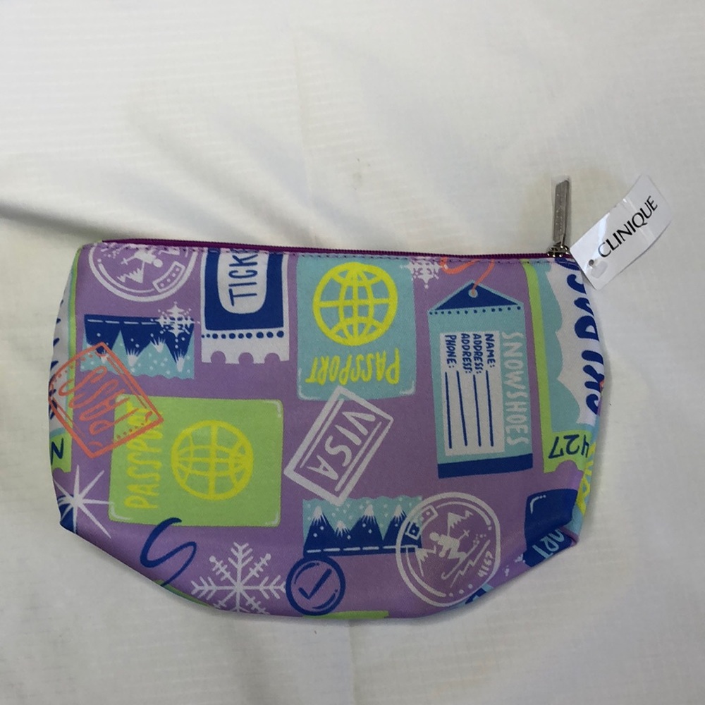 Clinique Zipper Pouch